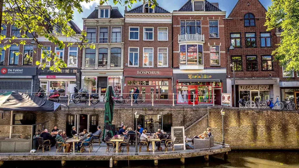 Leeuwarden Uitgaanin Friesland